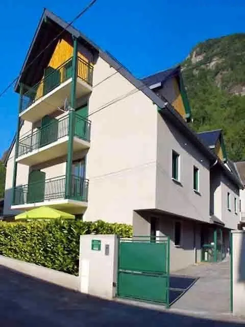 Appartement T3 Cosy De Plein Pied Terrasse Jardin Luchon Pyrenees à Bagnères-de-Luchon