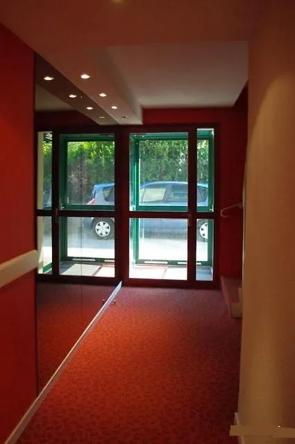Appartement T3 Cosy De Plein Pied Terrasse Jardin Luchon Pyrenees à Bagnères-de-Luchon